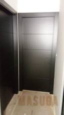 puerta interior de madera fabricada en laracha para vivienda